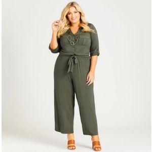 NWT Button Front Jumpsuit (22-24)
